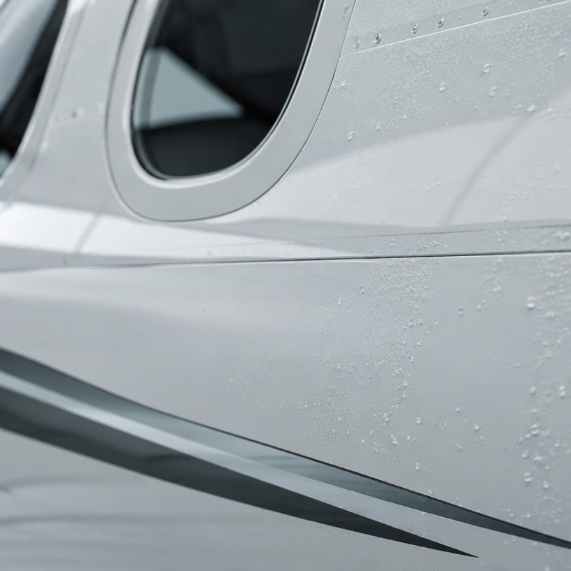Ceramic-coated fuselage with beading water droplets